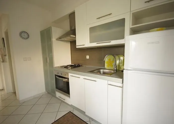 Apartments Viganj * Viganj